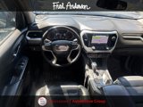 Used 2018 GMC Acadia SLT image 2