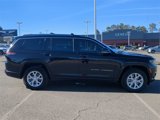 Used 2023 Jeep Grand Cherokee L Limited w/ Luxury Tech Group II image 3