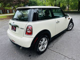 Used 2013 MINI Cooper Hardtop image 2