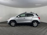Used 2020 Chevrolet Trax LT w/ LT Convenience Package image 3