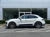 Certified 2024 Porsche Macan image 2