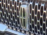 Used 2022 Lincoln Corsair AWD w/ Premium Package image 4