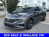Certified 2021 Volkswagen Passat 2.0T SE image 2