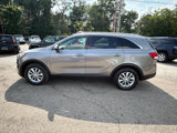 Used 2016 Kia Sorento LX w/ LX Convenience Package image 4