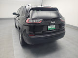Used 2019 Jeep Cherokee Latitude w/ Popular Appearance Group image 5