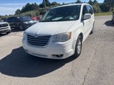 Used 2010 Chrysler Town & Country Touring image 5