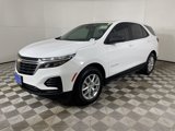 Used 2023 Chevrolet Equinox LS w/ LS Convenience Package image 4