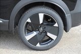 New 2025 Nissan Kicks SR image 2