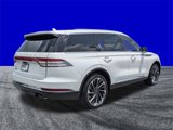 Used 2021 Lincoln Aviator Reserve w/ Equipment Group 202A image 4