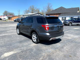 Used 2016 Ford Explorer XLT image 3