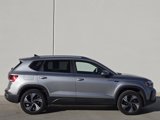 New 2024 Volkswagen Taos SE image 3