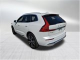 Used 2022 Volvo XC60 B5 Inscription image 3