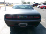 Used 2015 Dodge Challenger SXT image 4