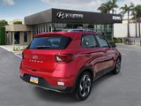 Certified 2022 Hyundai Venue Limited image 3
