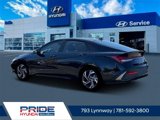 New 2025 Hyundai Elantra SEL image 5