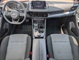 Used 2022 Nissan Rogue SV image 5