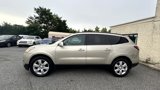 Used 2017 Chevrolet Traverse LT w/ Style and Technology Package image 4