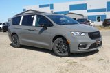 New 2025 Chrysler Pacifica Premium image 2