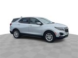 Used 2022 Chevrolet Equinox LT image 2
