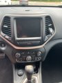 Used 2015 Jeep Cherokee Limited w/ Luxury Group image 3