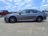 Used 2023 Toyota Camry SE image 2
