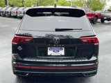 Used 2024 Volkswagen Tiguan SE R-Line image 5