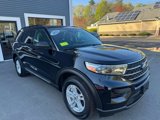 Used 2022 Ford Explorer XLT image 3