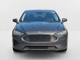 Used 2019 Ford Fusion SE image 2