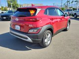 Used 2022 Hyundai Kona SE image 4