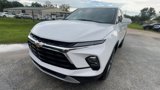 Used 2023 Chevrolet Blazer LT image 3