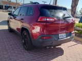 Used 2017 Jeep Cherokee Sport image 6