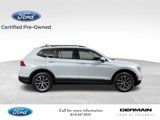 Used 2018 Volkswagen Tiguan SE w/ Panoramic Sunroof Package image 5