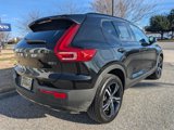 Certified 2024 Volvo XC40 B5 Core image 4