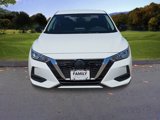 Used 2022 Nissan Sentra SV image 2