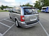 Used 2014 Chrysler Town & Country Touring image 6