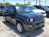 Used 2023 Jeep Renegade Latitude image 3