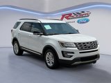 Used 2017 Ford Explorer XLT image 6