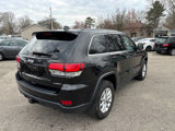 Used 2022 Jeep Grand Cherokee Laredo X image 5