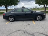 Used 2019 Lincoln Continental Premiere image 2