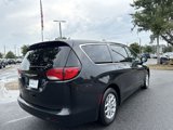 Used 2023 Chrysler Voyager LX image 3