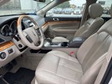 Used 2012 Lincoln MKT AWD image 4