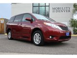 Used 2016 Toyota Sienna XLE image 3