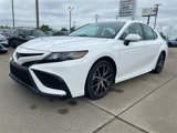 Used 2023 Toyota Camry SE image 6