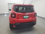 Used 2015 Jeep Renegade Latitude w/ Popular Equipment Group image 6
