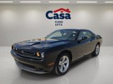 Used 2023 Dodge Challenger SXT image 5