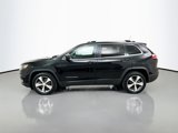 Used 2019 Jeep Cherokee Limited image 4