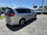 Used 2021 Chrysler Pacifica Touring-L image 5