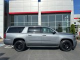 Used 2019 Chevrolet Suburban LT image 2