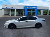 Used 2021 Toyota Camry SE image 2
