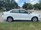 Used 2012 Volkswagen Jetta GLI Autobahn image 4